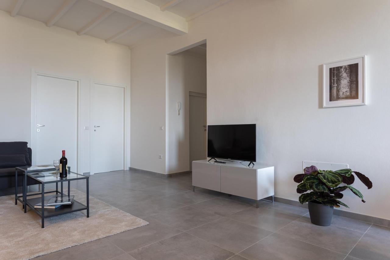 Casa Raffaello Apartment ซานมีเนียโต ภายนอก รูปภาพ