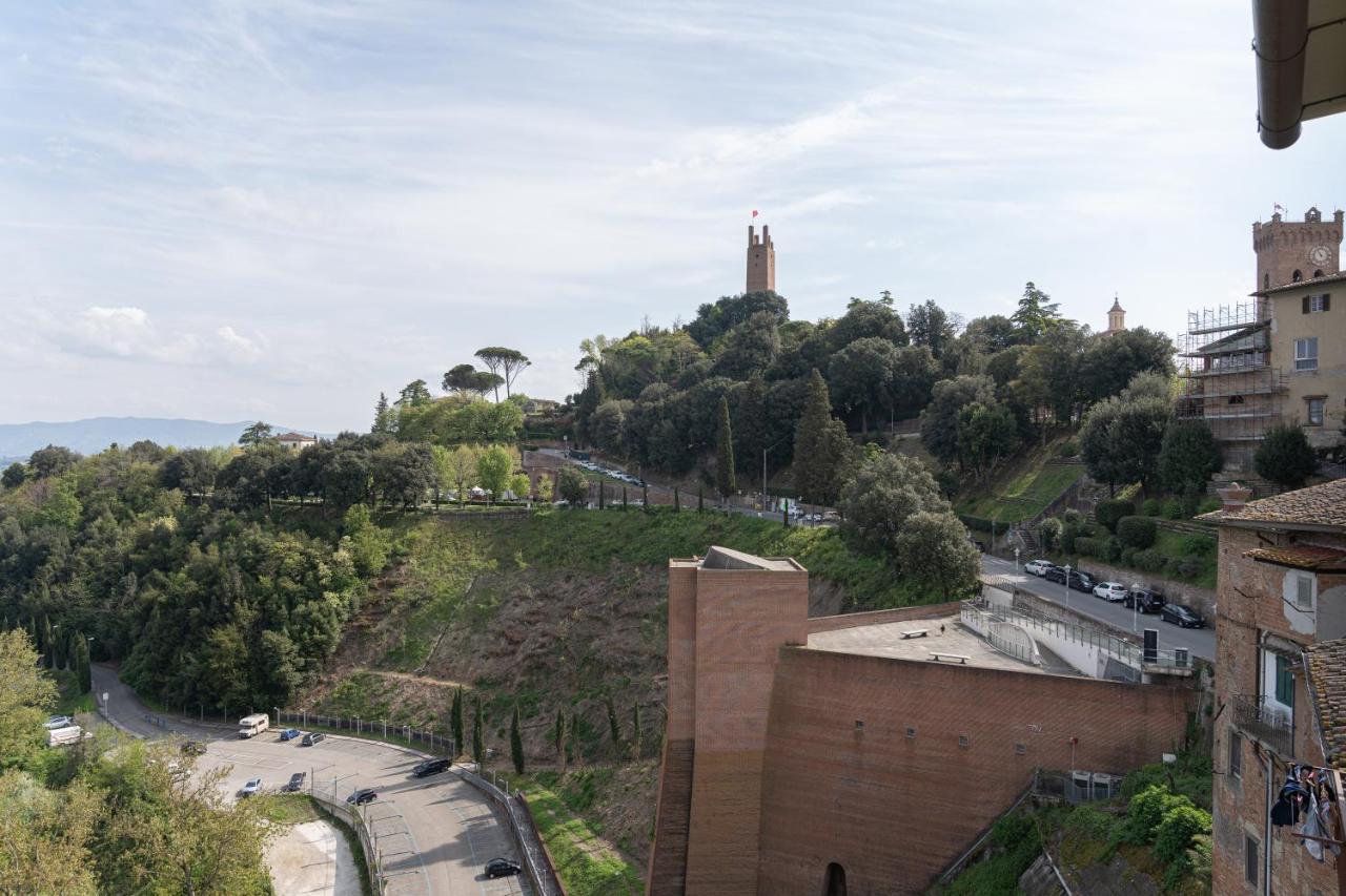 Casa Raffaello Apartment ซานมีเนียโต ภายนอก รูปภาพ