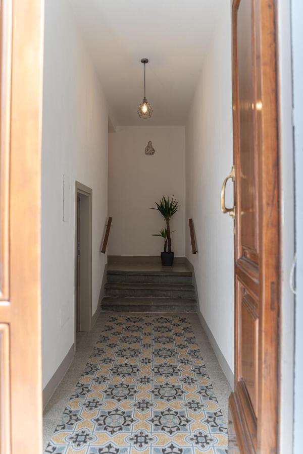 Casa Raffaello Apartment ซานมีเนียโต ภายนอก รูปภาพ
